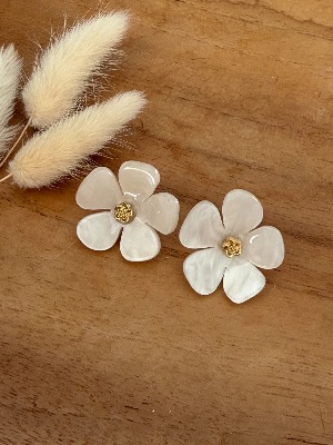 Boucles d’oreilles Mila (blanc)