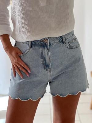 Short Aurélien