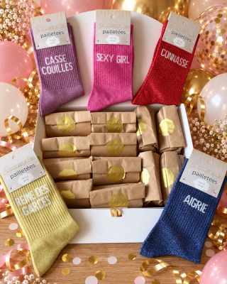 Calendrier de l’Avent 12 cases chaussettes à paillettes (version Pas si sage)