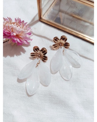 Boucles d’oreilles Amandine (blanc)