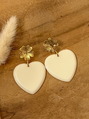 Boucles d’oreilles Lovely (écru)