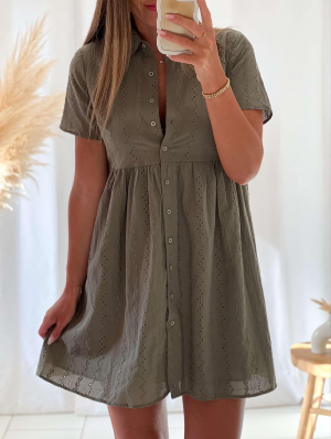 Robe Betty